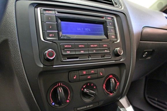 Volkswagen Jetta, 1.6 л, АТ, 2017 фото 1