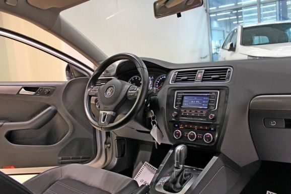 Volkswagen Jetta, 1.4 л, Робот, 2017 фото 7
