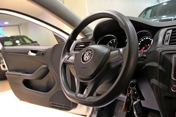 Volkswagen Jetta, 1.6 л, АТ, 2018 фото 2