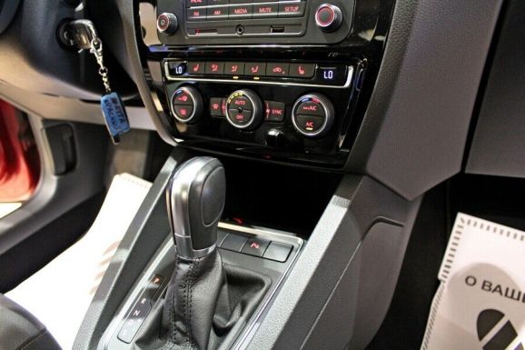 Volkswagen Jetta, 1.6 л, АТ, 2018 фото 9