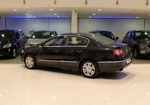 Volkswagen Passat, 1.8 л, АТ, 2010 фото 6