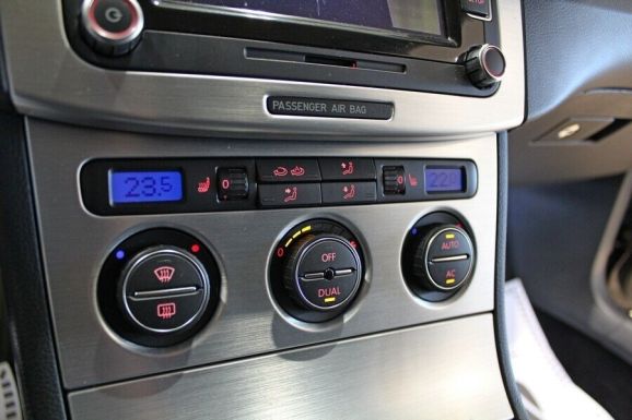 Volkswagen Passat, 2.0 л, Робот, 2008 фото 2