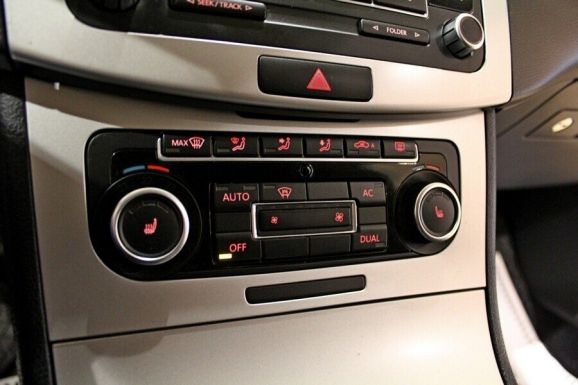 Volkswagen Passat, 1.8 л, МТ, 2012 фото 10