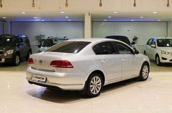 Volkswagen Passat, 1.8 л, МТ, 2011 фото 6