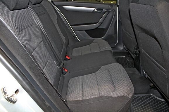 Volkswagen Passat, 1.8 л, МТ, 2011 фото 8