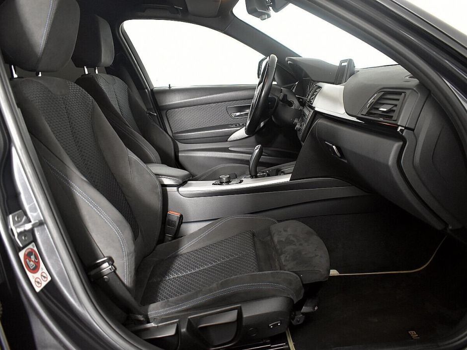 BMW 3 серии, 2.0 л, АТ, 2015 фото 2
