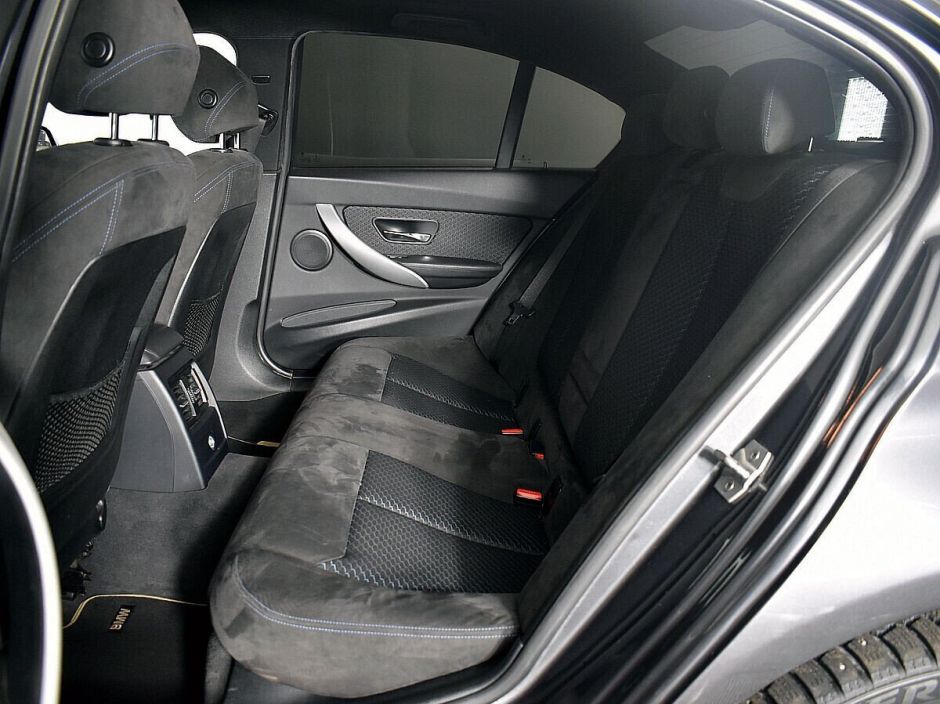 BMW 3 серии, 2.0 л, АТ, 2015 фото 1