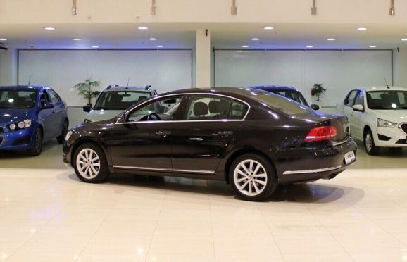 Volkswagen Passat, 1.8 л, Робот, 2014 фото 5