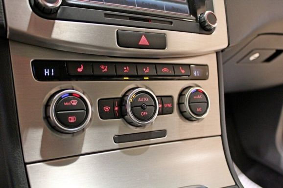 Volkswagen Passat, 1.8 л, Робот, 2014 фото 1