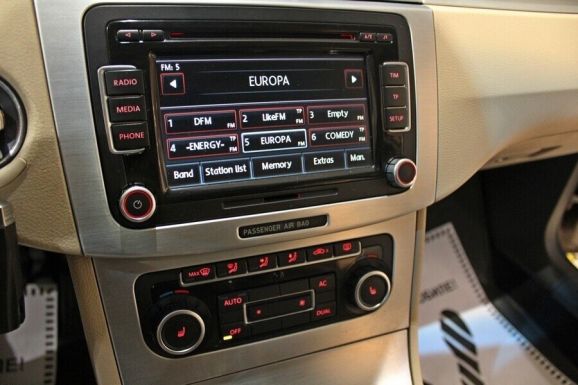 Volkswagen Passat CC, 1.8 л, МТ, 2010 фото 2