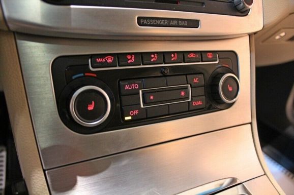 Volkswagen Passat CC, 1.8 л, МТ, 2010 фото 1