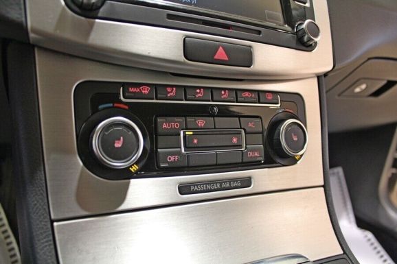 Volkswagen Passat CC, 1.8 л, Робот, 2012 фото 2