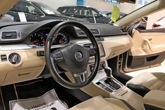 Volkswagen Passat CC, 1.8 л, Робот, 2010 фото 12