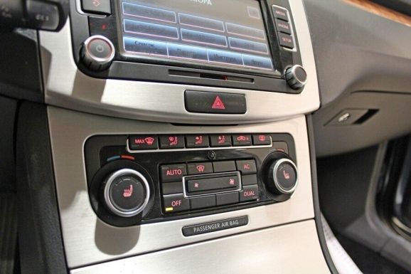 Volkswagen Passat CC, 1.8 л, Робот, 2010 фото 2