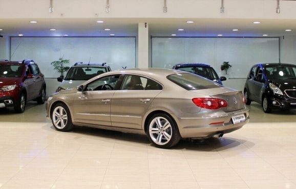 Volkswagen Passat CC, 1.8 л, Робот, 2010 фото 6