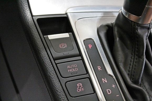 Volkswagen Passat CC, 1.8 л, Робот, 2010 фото 12