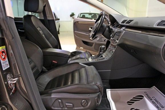 Volkswagen Passat CC, 1.8 л, Робот, 2013 фото 2