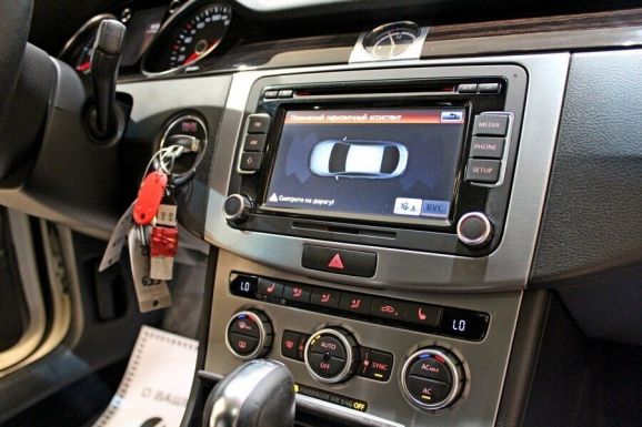 Volkswagen Passat CC, 2.0 л, Робот, 2012 фото 9