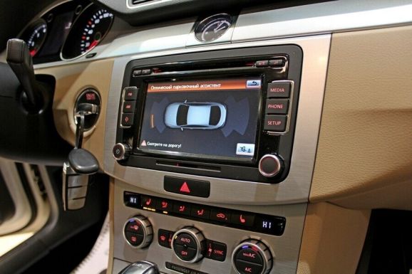 Volkswagen Passat CC, 1.8 л, Робот, 2013 фото 8