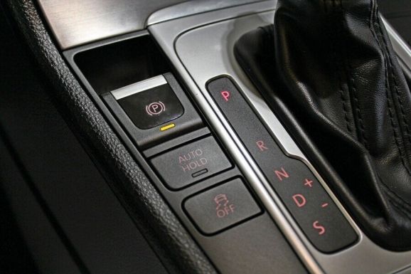 Volkswagen Passat CC, 1.8 л, Робот, 2013 фото 1