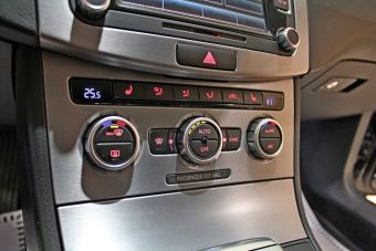 Volkswagen Passat CC, 1.8 л, РКПП, 2013 фото 11