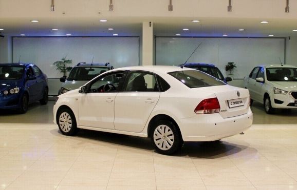 Volkswagen Polo, 1.6 л, МТ, 2012 фото 6