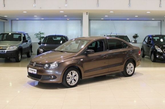 Volkswagen Polo, 1.6 л, МТ, 2014 фото 3