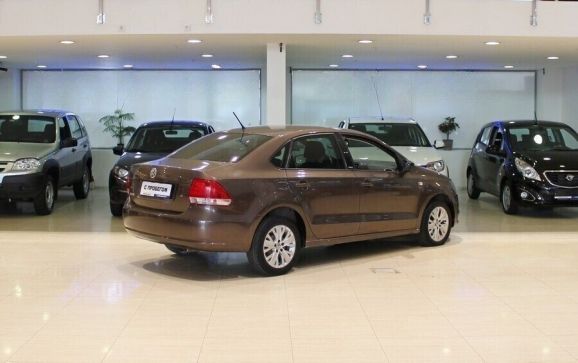 Volkswagen Polo, 1.6 л, МТ, 2014 фото 6