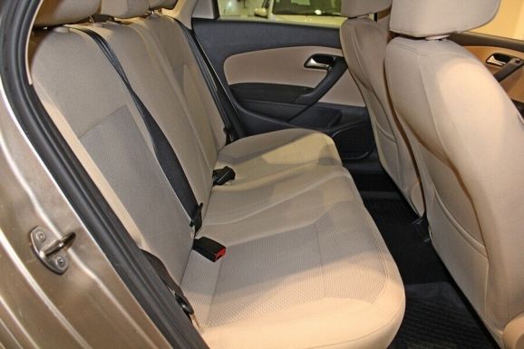 Volkswagen Polo, 1.6 л, АТ, 2019 фото 8