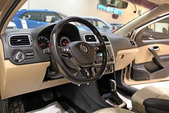 Volkswagen Polo, 1.6 л, АТ, 2019 фото 2