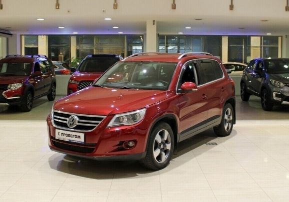 Volkswagen Tiguan, 2.0 л, АТ, 2010 фото 3