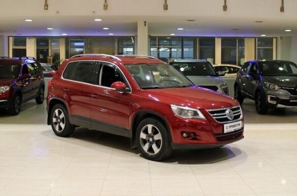 Volkswagen Tiguan, 2.0 л, АТ, 2010 фото 5