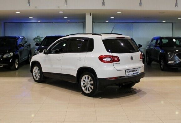 Volkswagen Tiguan, 2.0 л, АТ, 2010 фото 6