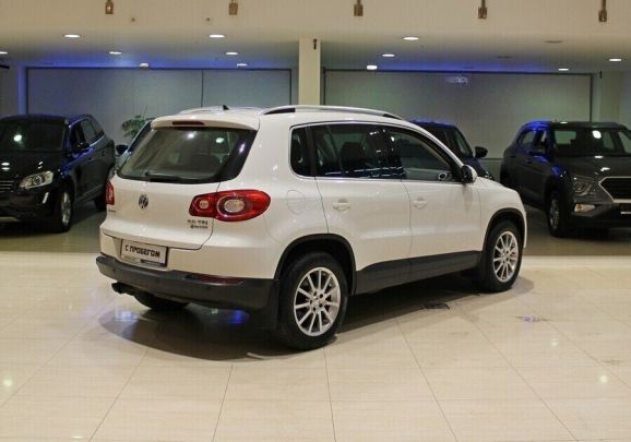 Volkswagen Tiguan, 2.0 л, АТ, 2013 фото 6