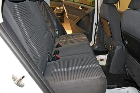 Volkswagen Tiguan, 2.0 л, АТ, 2013 фото 8