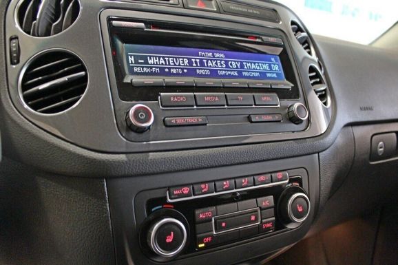 Volkswagen Tiguan, 1.4 л, Робот, 2015 фото 1