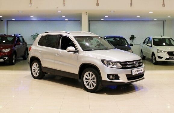 Volkswagen Tiguan, 2.0 л, АТ, 2013 фото 4