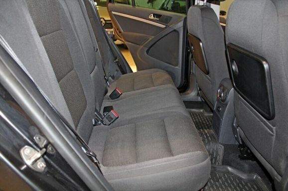 Volkswagen Tiguan, 2.0 л, АТ, 2015 фото 8