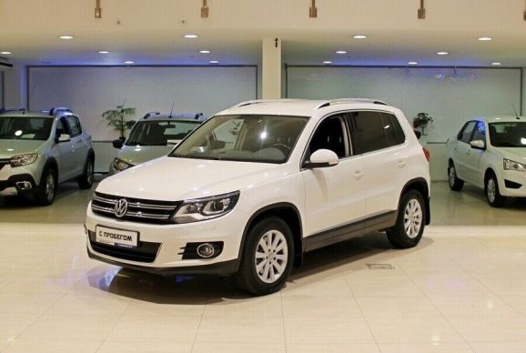 Volkswagen Tiguan, 2.0 л, АТ, 2015 фото 3