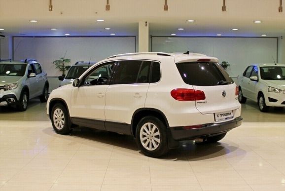 Volkswagen Tiguan, 2.0 л, АТ, 2015 фото 5