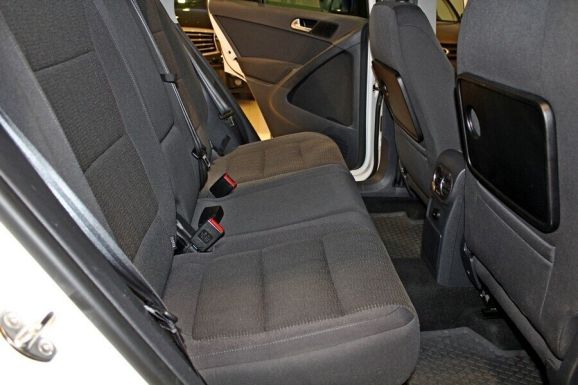 Volkswagen Tiguan, 2.0 л, АТ, 2016 фото 8