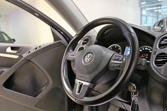 Volkswagen Tiguan, 2.0 л, АТ, 2015 фото 10