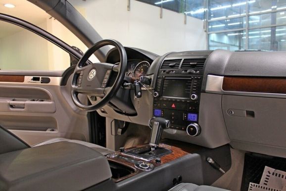 Volkswagen Touareg, 3.0 л, АТ, 2008 фото 7