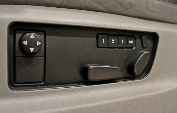 Volkswagen Touareg, 3.0 л, АТ, 2008 фото 9