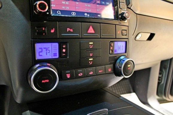 Volkswagen Touareg, 2.5 л, АТ, 2007 фото 2