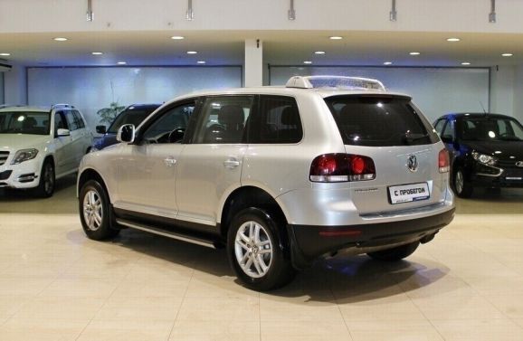 Volkswagen Touareg, 2.5 л, АТ, 2009 фото 5