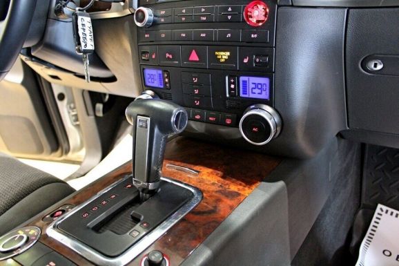 Volkswagen Touareg, 2.5 л, АТ, 2009 фото 9