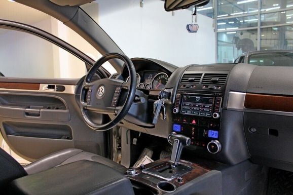 Volkswagen Touareg, 3.0 л, АТ, 2008 фото 7