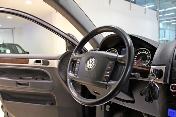 Volkswagen Touareg, 3.0 л, АТ, 2009 фото 10