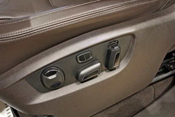 Volkswagen Touareg, 3.0 л, АТ, 2016 фото 13